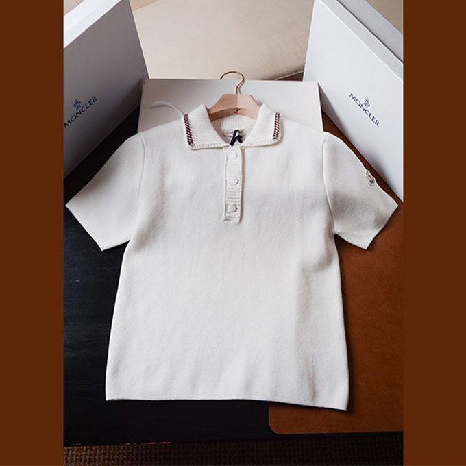 moncler contrast trim collar cropped knit polo shirt